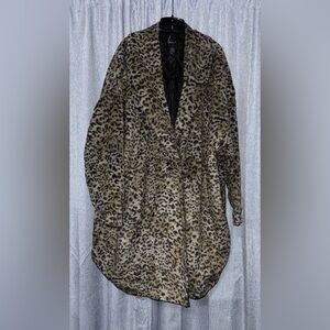 Lane Bryant Gray and Black Leopard Patterned Jacket 26/28